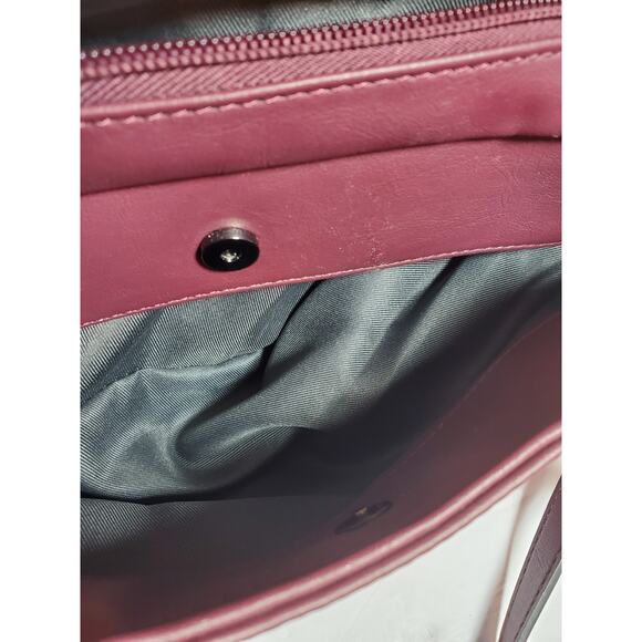 Simply Vera Vera Wang Collection Burgandy Quilted Buena Satchel Crossbody Bag - Picture 10 of 16